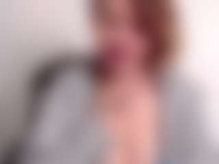 Live cam show with samanthawhatson - Striptease MILF on Camsoda