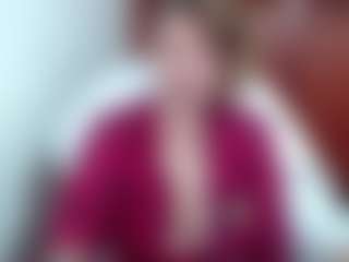 Live cam show with samanthawhatson - Smoking on Camsoda