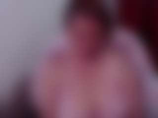 samanthawhatson MILF webcam performer live streaming