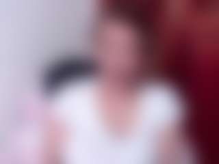 Live cam show with samanthawhatson - Striptease MILF on instabang