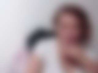 samanthawhatson MILF webcam performer live streaming