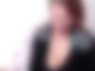 Live cam show with samanthawhatson - Granny MILF on Soda Cam