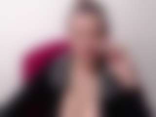 Live cam show with samanthawhatson - Trimmed Granny on AdultVida.com