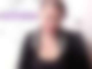 Live cam show with samanthawhatson - Granny Dildo on CamSextacy