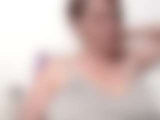 Live cam show with samanthawhatson - Granny on livesuperchat.net
