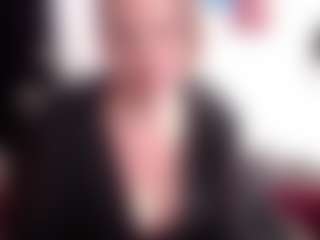 Live cam show with samanthawhatson - Granny on SpankPalCams