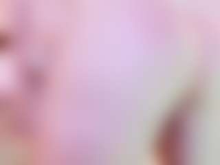 Hanna Palmer MILF webcam performer live streaming