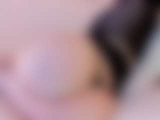 Live cam show with Hanna Palmer - Arab BBW on Gym Cam Girls