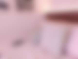 Live cam show with Hanna Palmer - Big Ass on Camsoda
