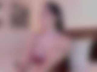 Hanna Palmer MILF webcam performer live streaming