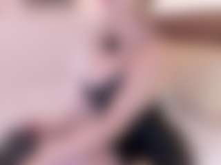 Live cam show with Hanna Palmer - Horney on xxxlivecams.org