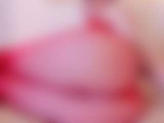 Live cam show with Hanna Palmer - Tease MILF on Camsoda