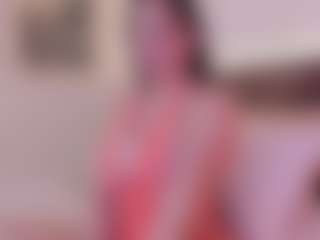 Live cam show with Hanna Palmer - Big Tits MILF on hotwifechat.live