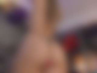 Spettacolo in cam dal vivo con Andrea Duque - Lush su Camsoda
