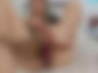 Live cam show with Belindaturnner - Brown Eyes on fuck-show.com