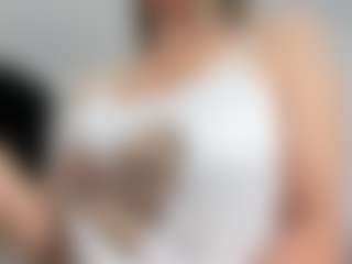 Live cam show with Belindaturnner - Butt Plug on Camsoda