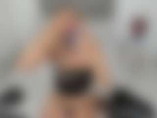 Belindaturnner MILF webcam performer live streaming