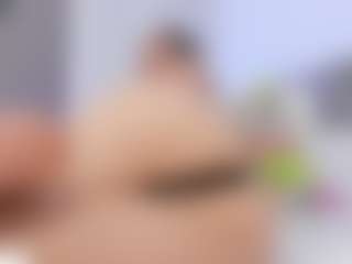 Live cam show with Belindaturnner - Lush Blonde Hair on intimatelivegirls.com