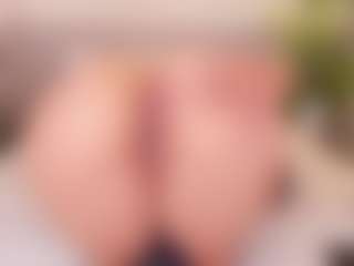 CloeHarp's Live Sex Cam Show