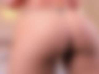 Live cam show with CloeHarp - Bondage on Dolls Live