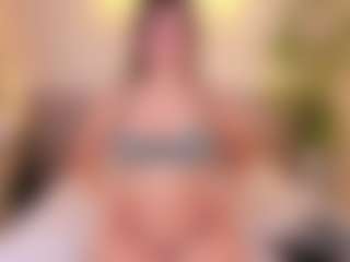 Live cam show with CloeHarp - Ass Clapping on Camsoda