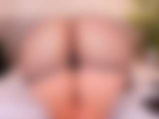 CloeHarp's Live Sex Cam Show