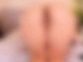CloeHarp's Live Sex Cam Show