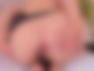 Live cam show with CloeHarp - Anal Teen (18+) on Camsoda