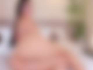Live cam show with CloeHarp - Average on Camsoda