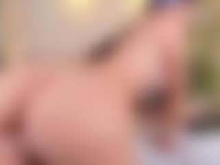 Live cam show with CloeHarp - Thick on UwU Esports
