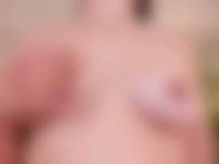 Live cam show with CloeHarp - Average on TeamSkeetLive