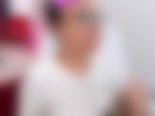 Live cam show with Anny - Normal on friskycurves.com