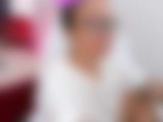 Live cam show with Anny - Smoking on xDating