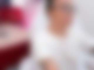 Live cam show with Anny - Striptease Teen (18+) on Pornisteam.com
