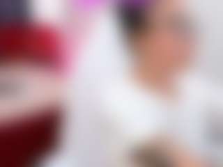 Live cam show with Anny - Public on Camming Site