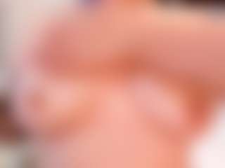 Live cam show with Anny - Striptease on Milfs Live