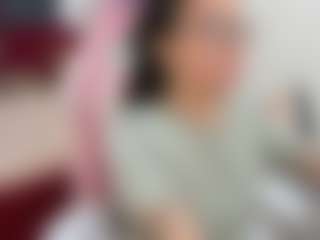 Live cam show with Anny - Asian Teen (18+) on Camsoda