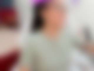 Live cam show with Anny - Facial Piercings on slutload