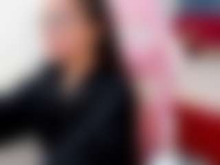 Live cam show with Anny - Flashing on AdultVida.com