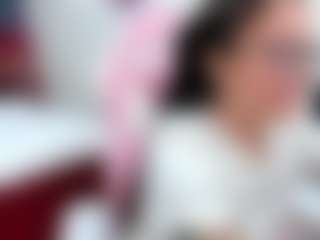 Live cam show with Anny - Public on Cam Slut