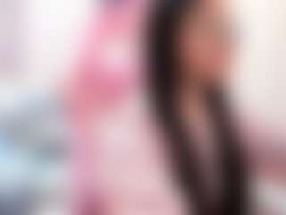 Live cam show with Anny - Cute on Dolls Live