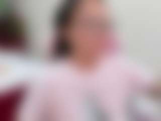 Live cam show with Anny - Public Toys on Hubzter Live