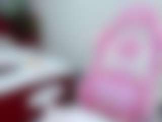 Live cam show with Anny - Cute on Camsoda