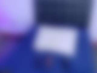 tiny-whore18's Live Sex Cam Show