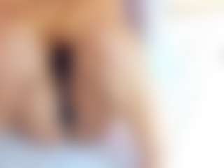 tiny-whore18's Live Sex Cam Show