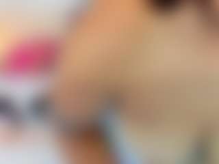 tiny-whore18's Live Sex Cam Show