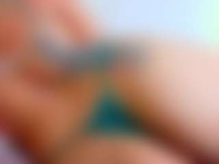 Live cam show with tiny-whore18 - Ahegao on StripNow