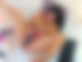 tiny-whore18's Live Sex Cam Show