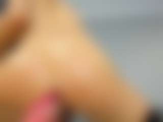 Live cam show with KellySuper - Foot Fetish on Camversity