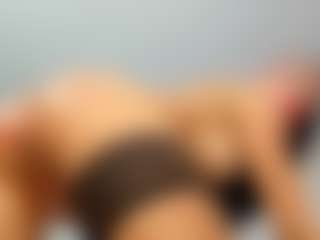 Live cam show with KellySuper - Ride on Camsoda